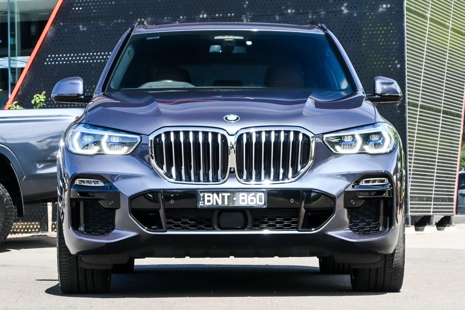 BMW X5 image 2