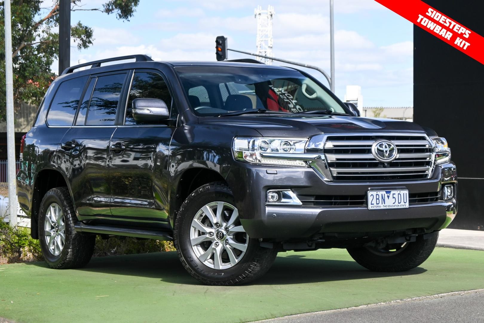 Toyota Landcruiser image 1