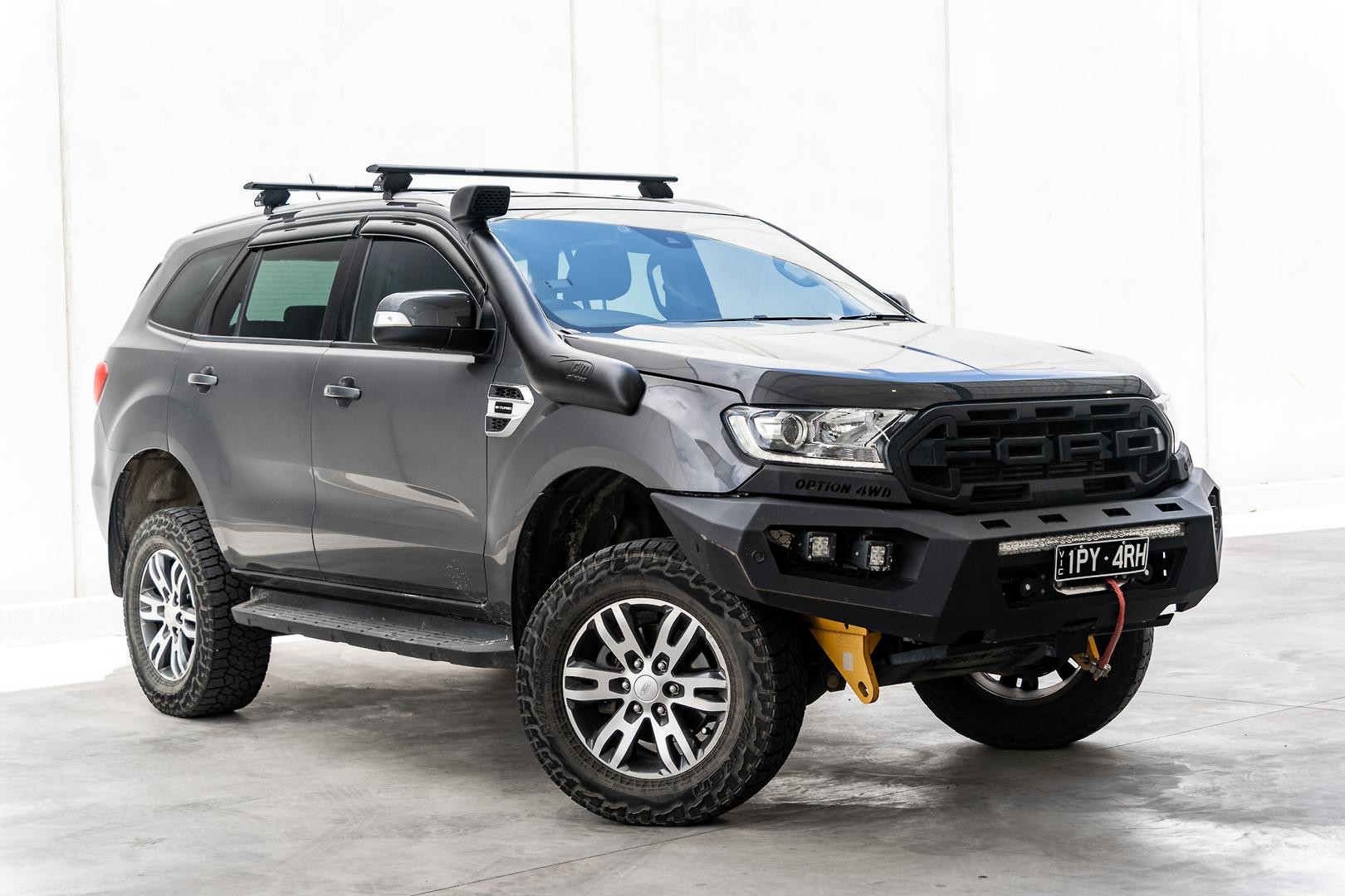 Ford Everest image 1