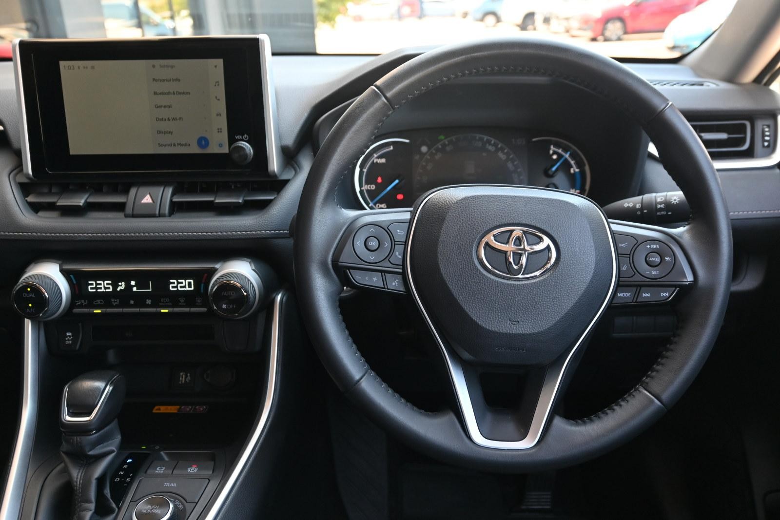 Toyota Rav4 image 4