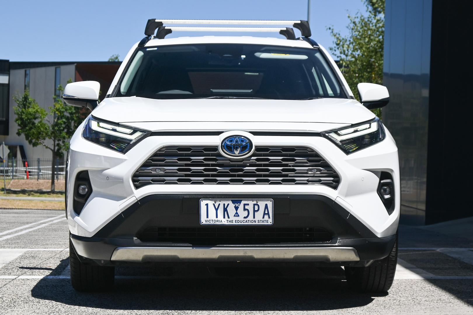 Toyota Rav4 image 2