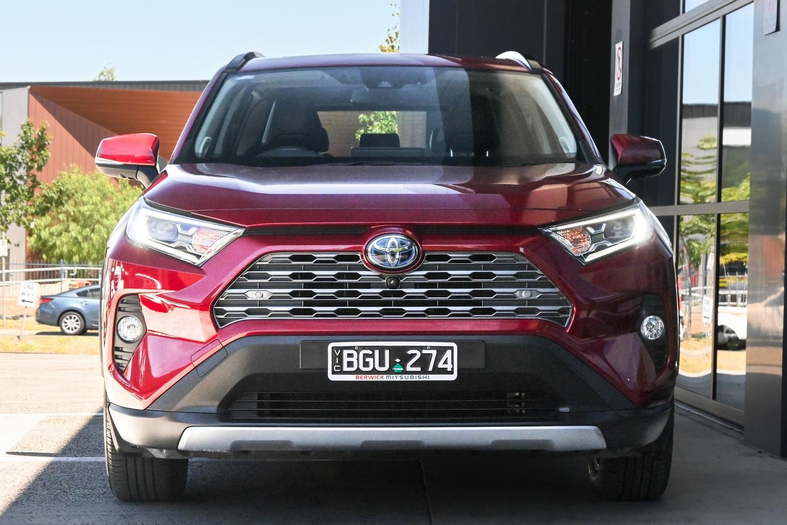 Toyota Rav4 image 2