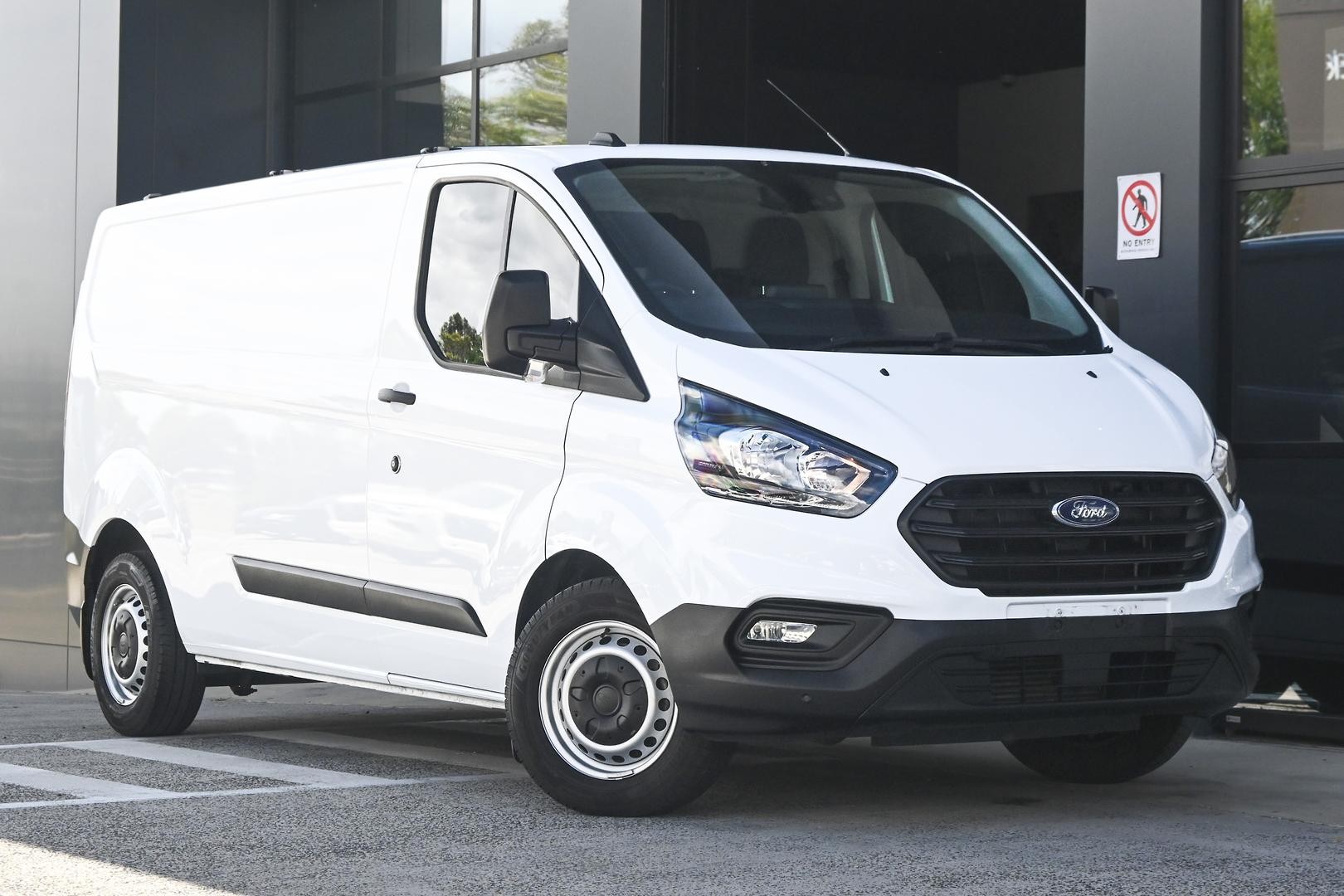 Ford Transit Custom image 1