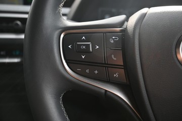 https://dvg-vehicle-assets.s3.amazonaws.com/U16767/2qo11rapp0d0vb17xabaacrha.jpg