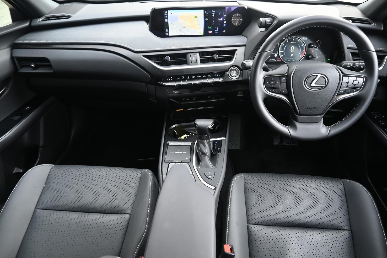 Lexus Ux image 3