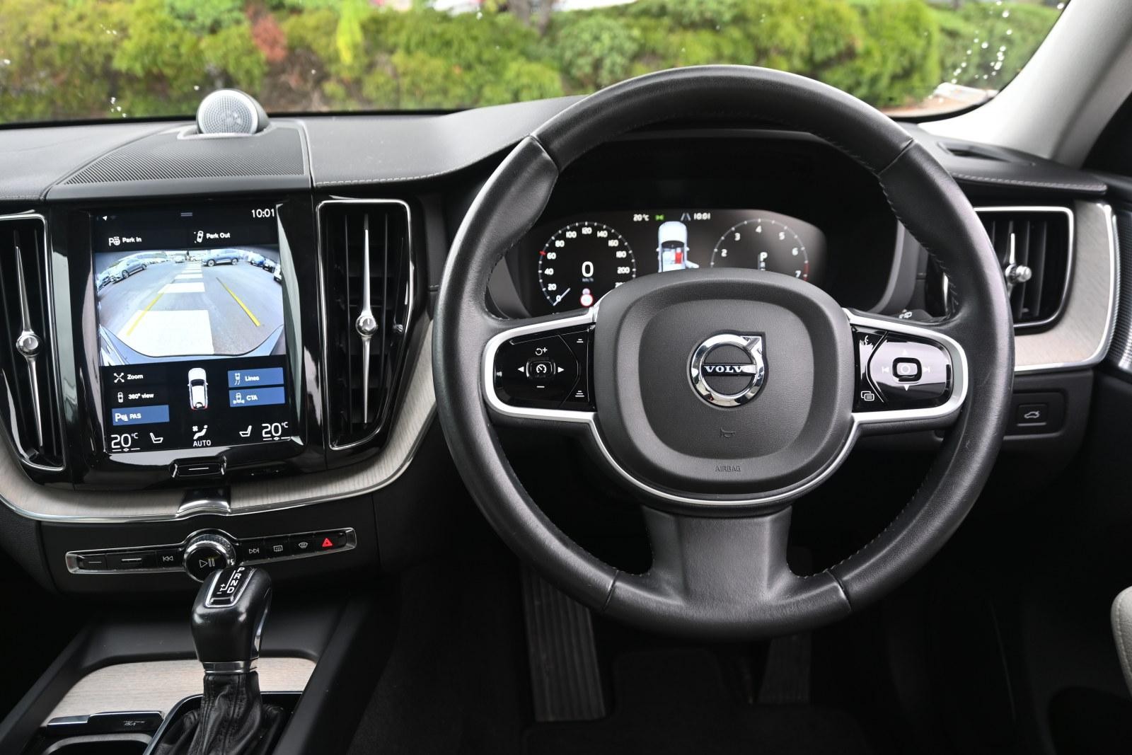 Volvo Xc60 image 4