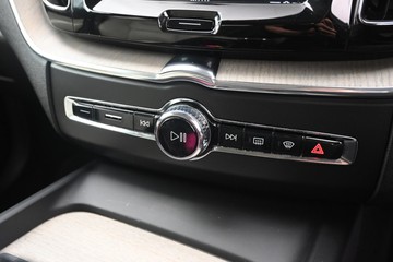 https://dvg-vehicle-assets.s3.amazonaws.com/U16777/50l3pg160sc2sbwx6f1bb7uoa.jpg