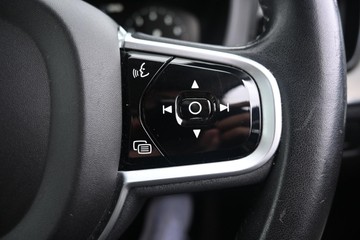 https://dvg-vehicle-assets.s3.amazonaws.com/U16777/961q6r1uiwxark4hgz5ga17ji.jpg