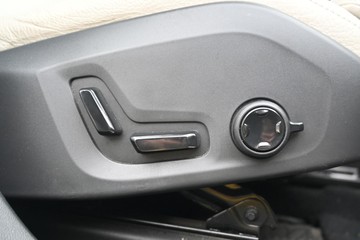 https://dvg-vehicle-assets.s3.amazonaws.com/U16777/d8x9t2crn9pztf922yns6t4t0.jpg