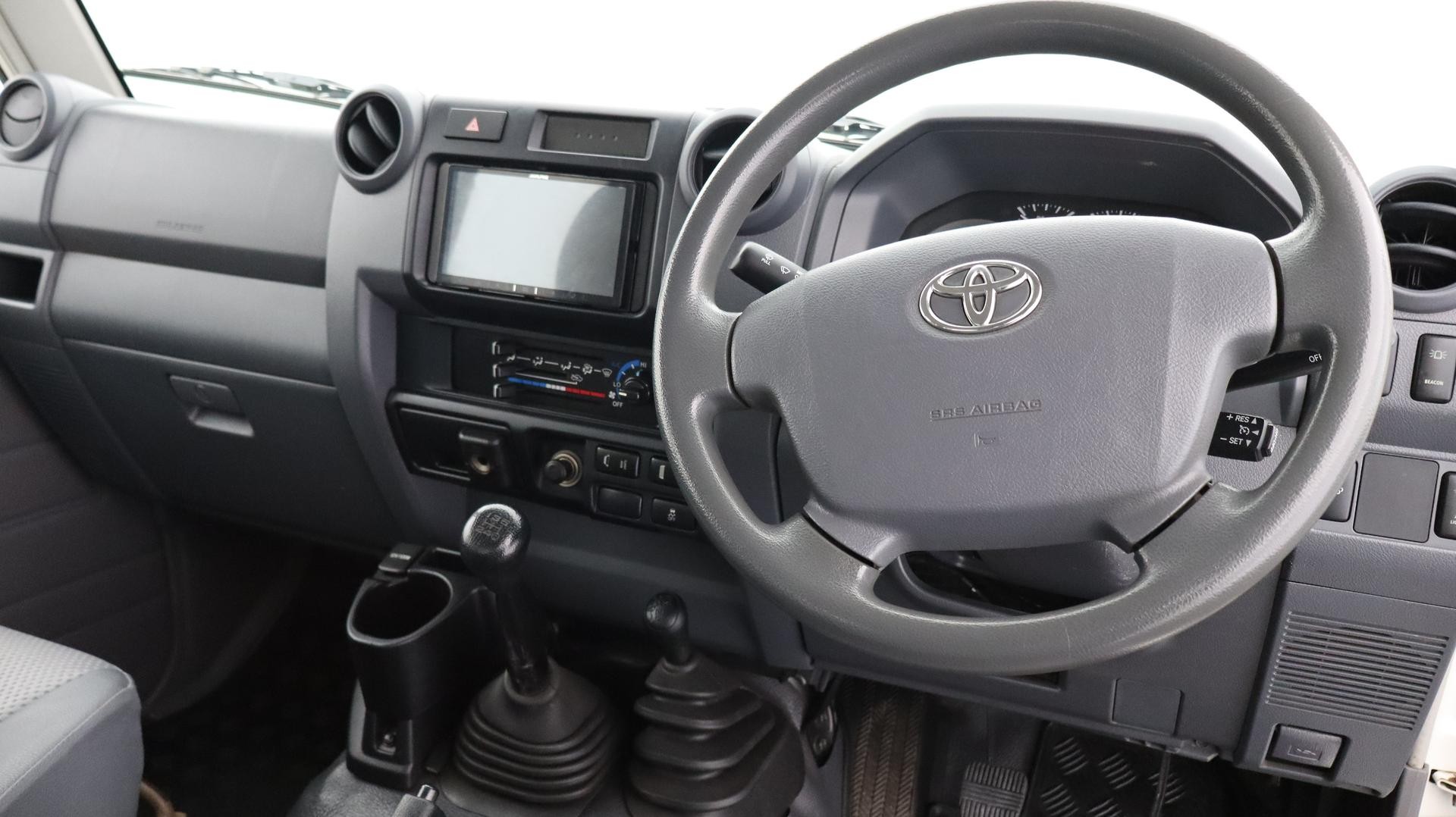 Toyota Landcruiser image 4