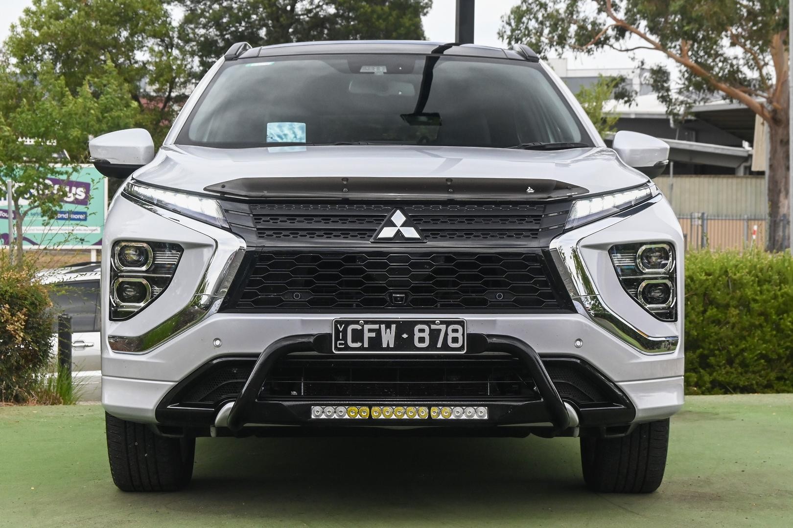 Mitsubishi Eclipse Cross image 2