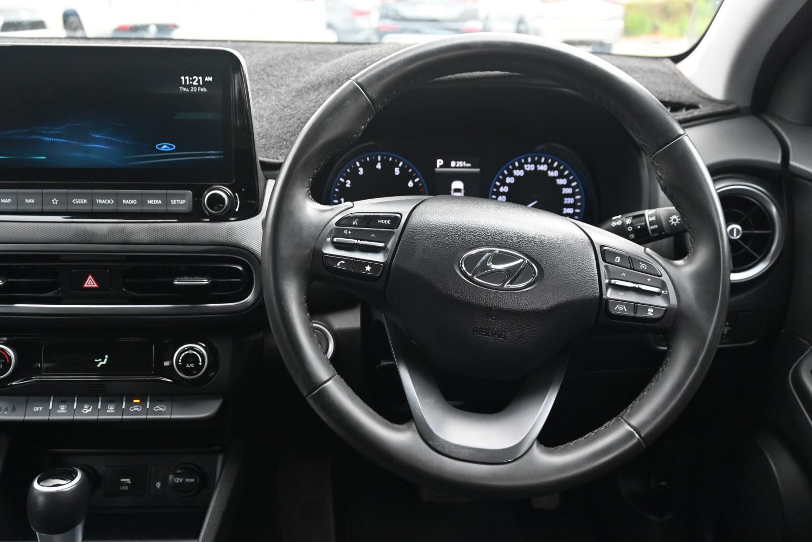 Hyundai Kona image 4