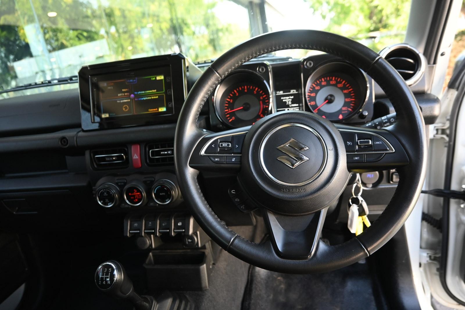 Suzuki Jimny image 4