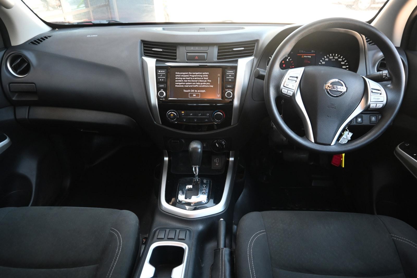 Nissan Navara image 3