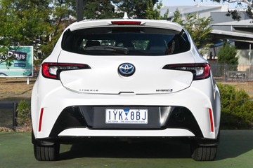 https://dvg-vehicle-assets.s3.amazonaws.com/U16886/au42jcmwt1q33i526w6xvdlez.jpg