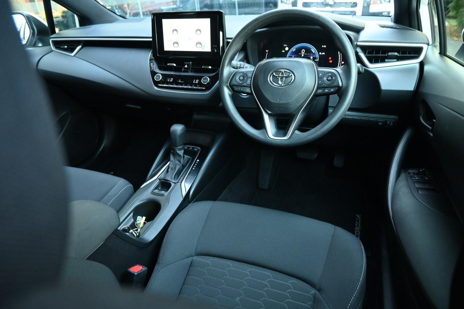 Toyota Corolla image 3