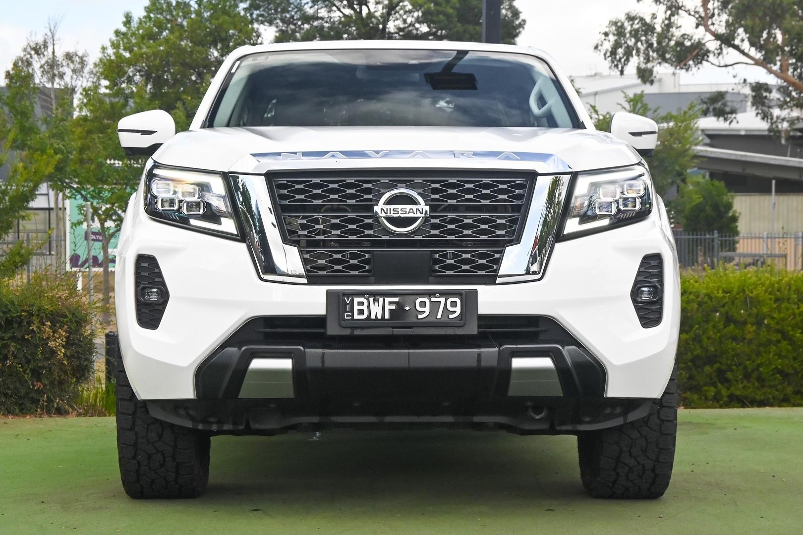 Nissan Navara image 2