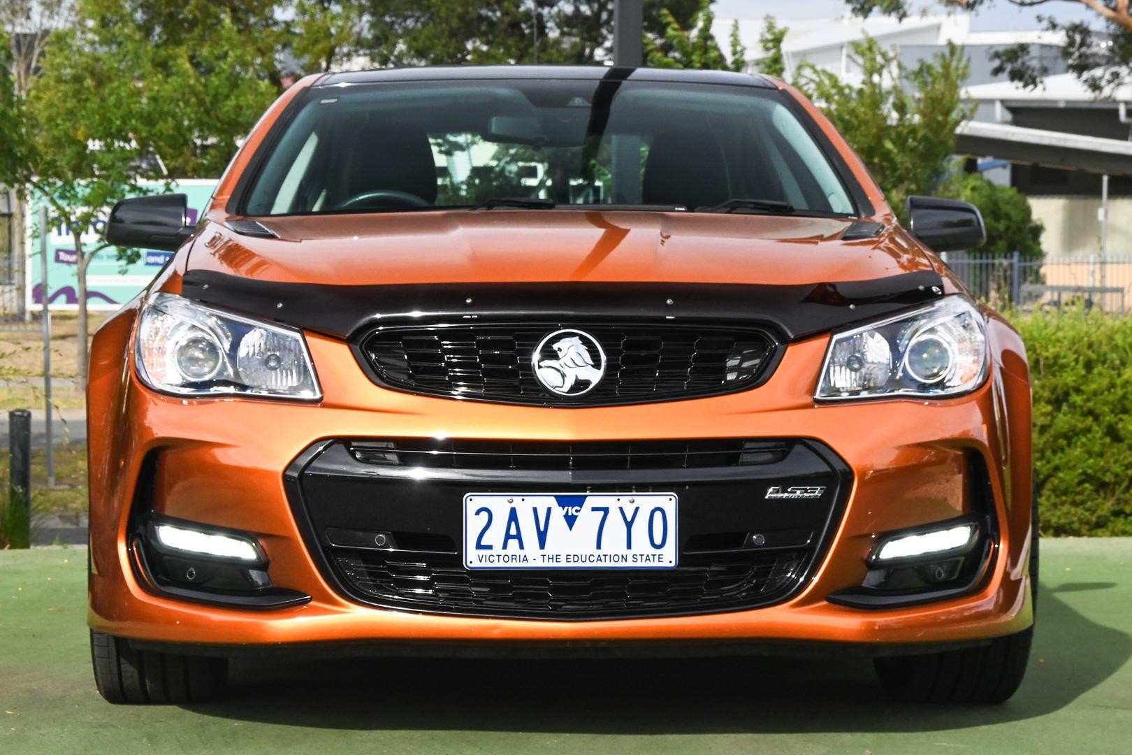 Holden Commodore image 2