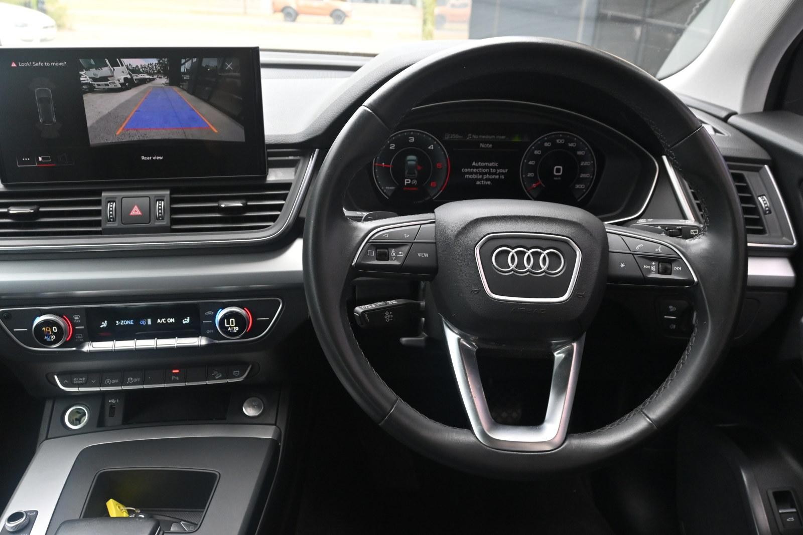 Audi Q5 image 4