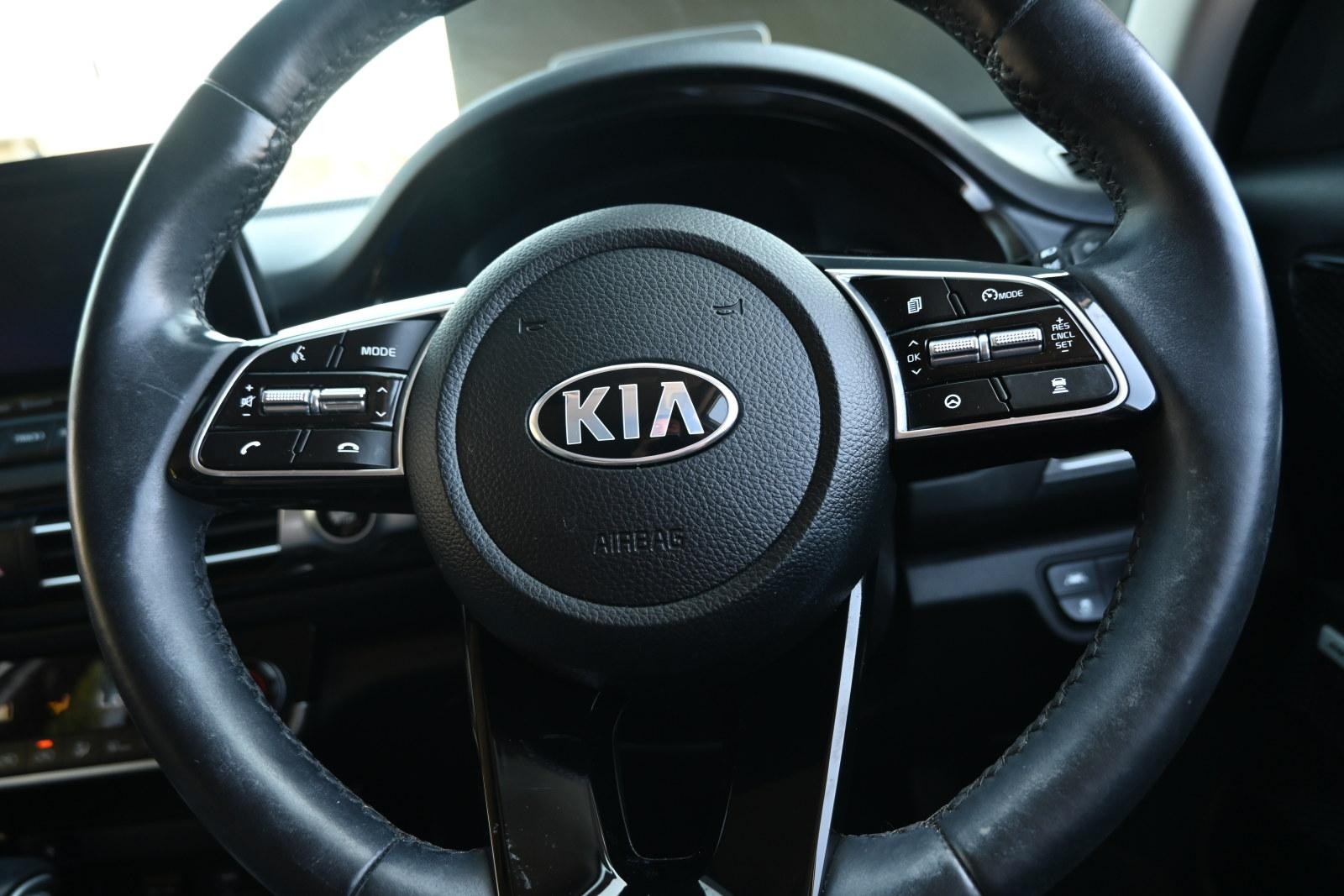 Kia Seltos image 4