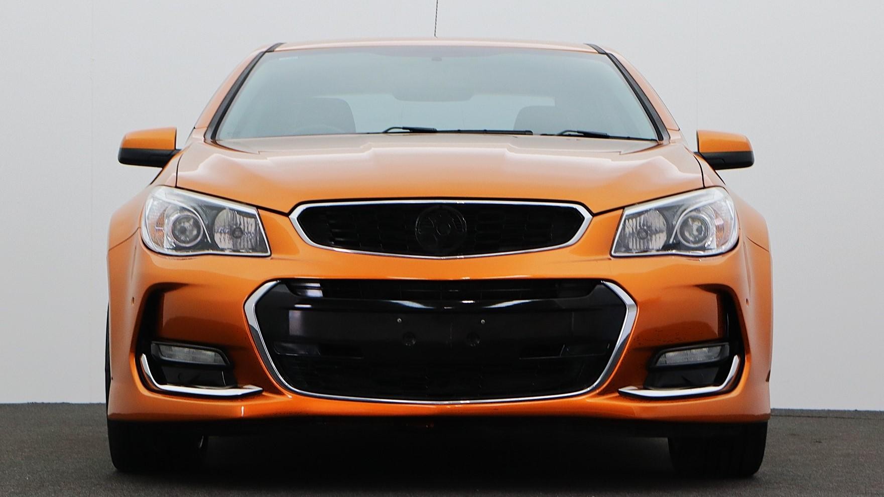 Holden Commodore image 2