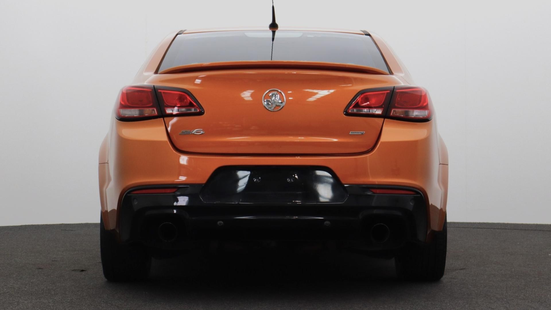 Holden Commodore image 3