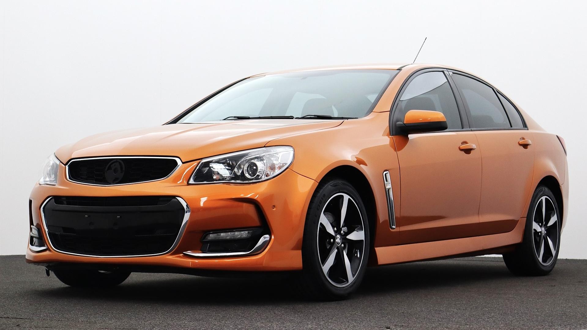 Holden Commodore image 1
