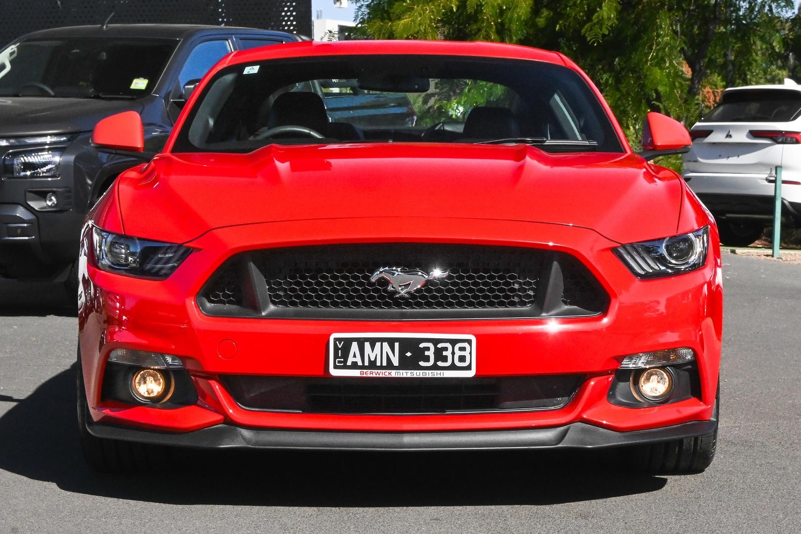 Ford Mustang image 2