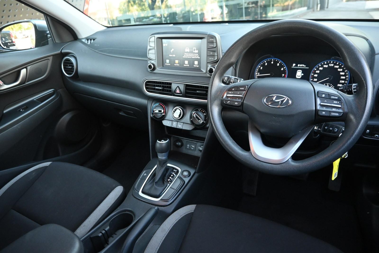 Hyundai Kona image 3