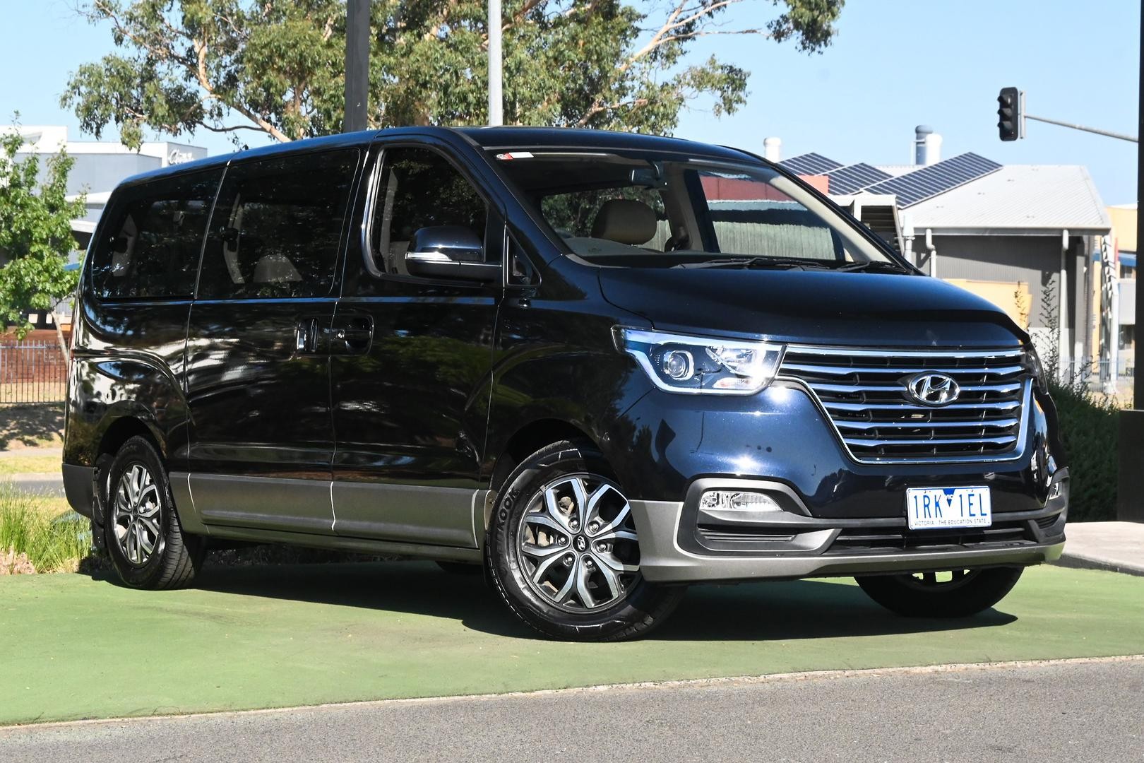 Hyundai Imax image 1
