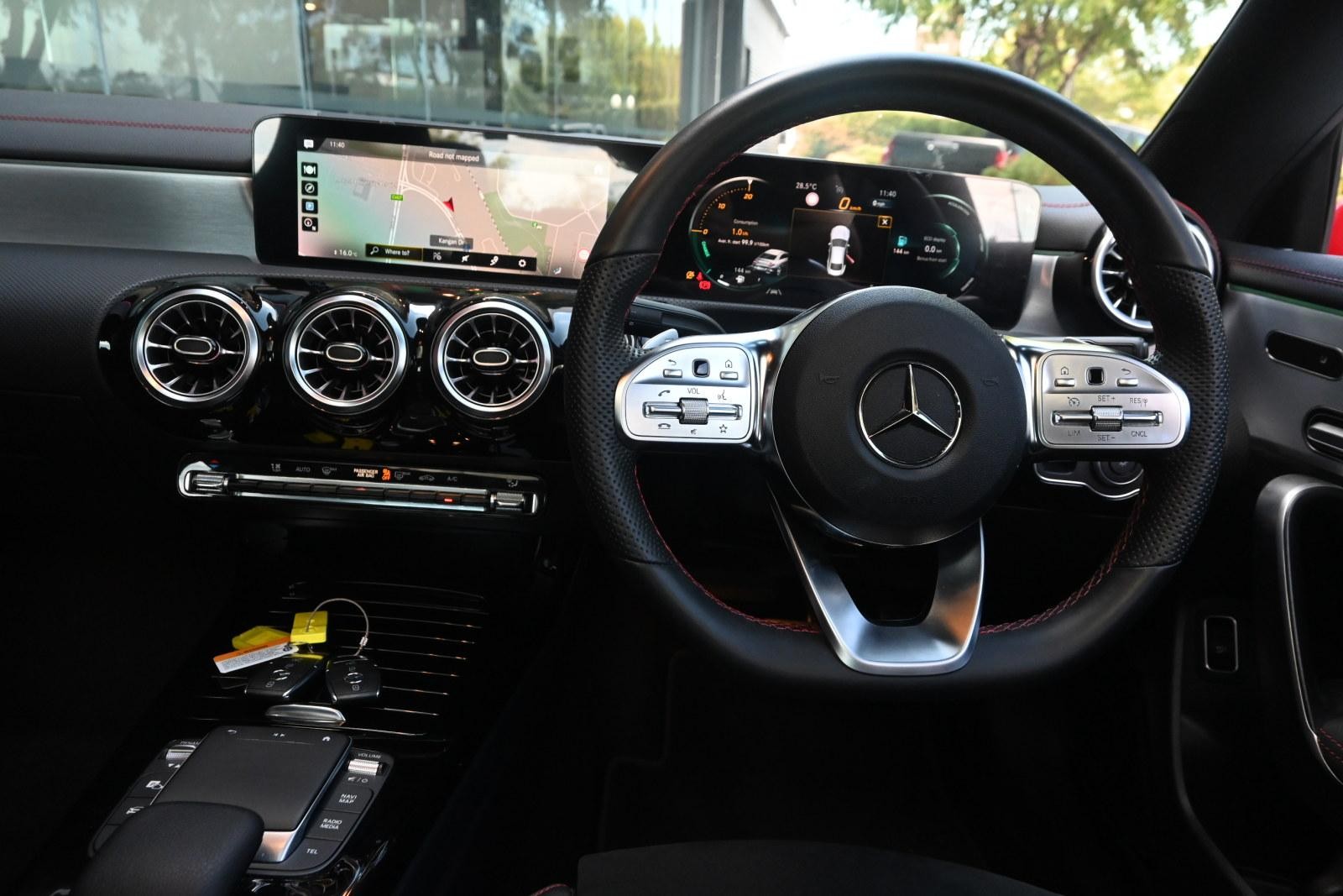 Mercedes Benz Cla-class image 4