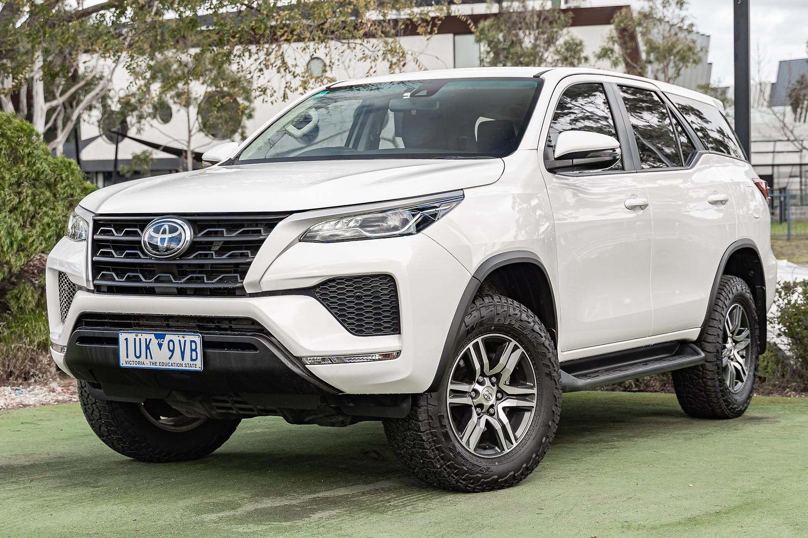Toyota Fortuner image 1