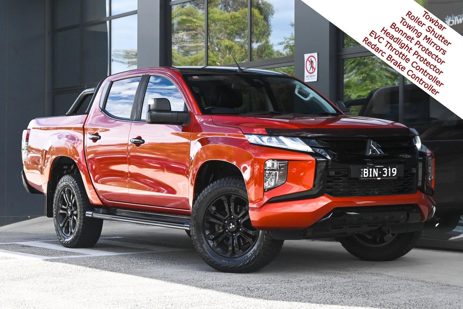 Mitsubishi Triton image 1