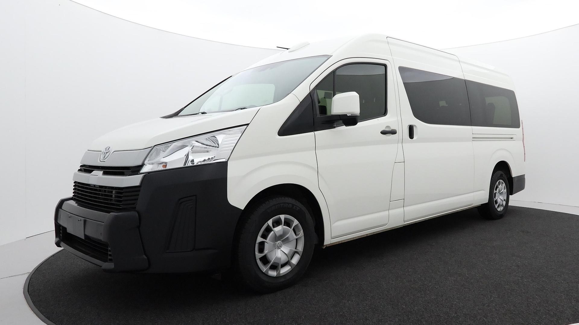 Toyota Hiace image 1