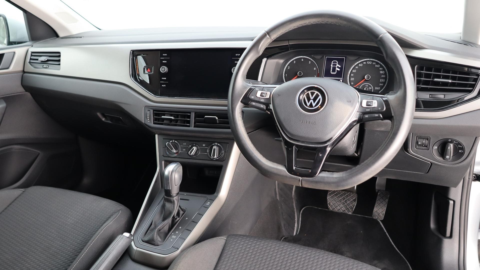 Volkswagen Polo image 4