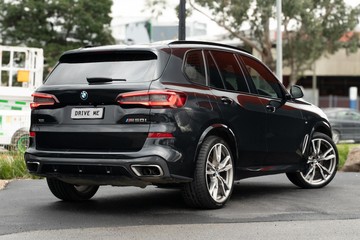https://dvg-vehicle-assets.s3.amazonaws.com/U17285/72tanwy1wwf8ymmzniuw70yz4.jpg