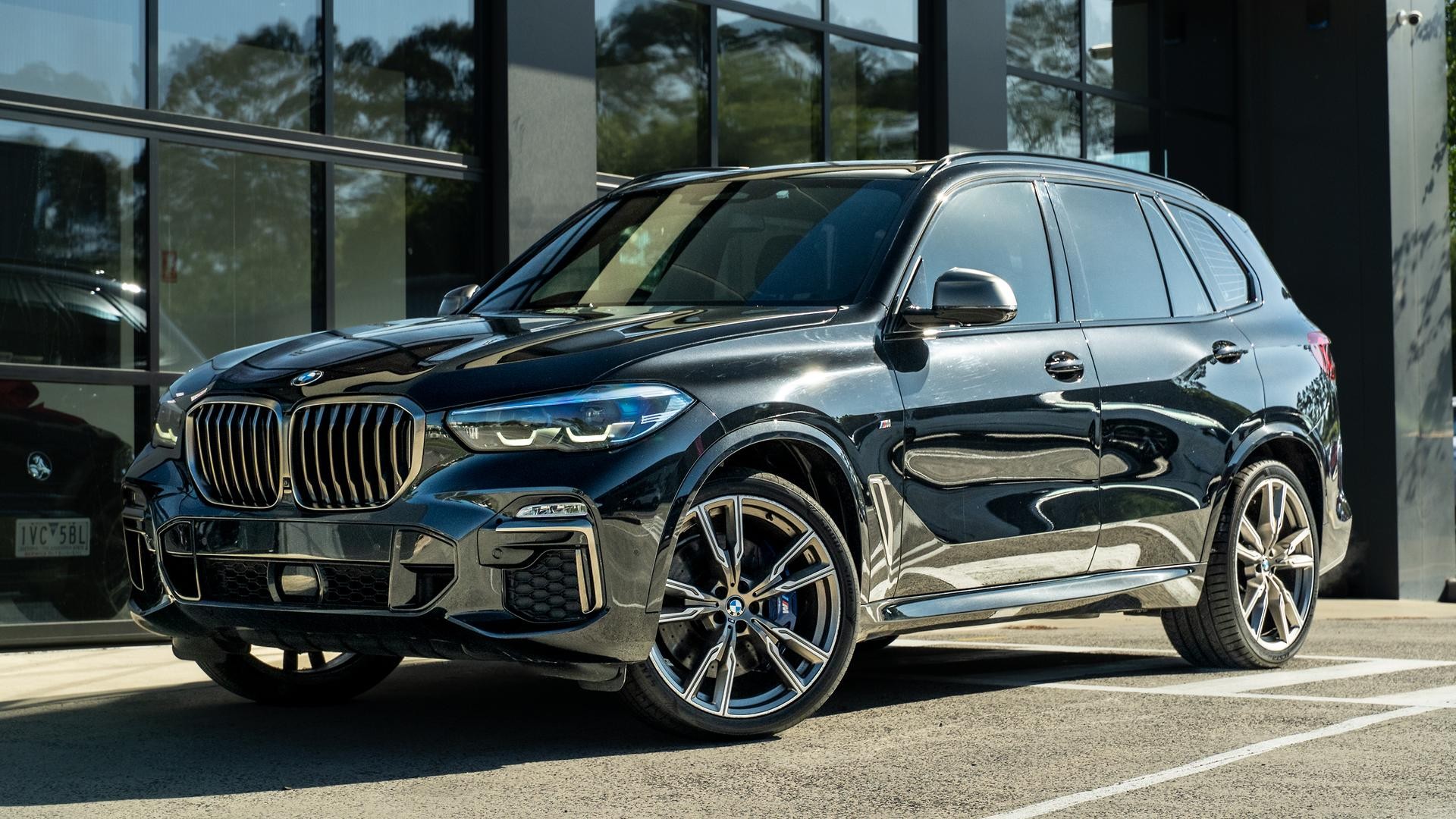BMW X5 image 1