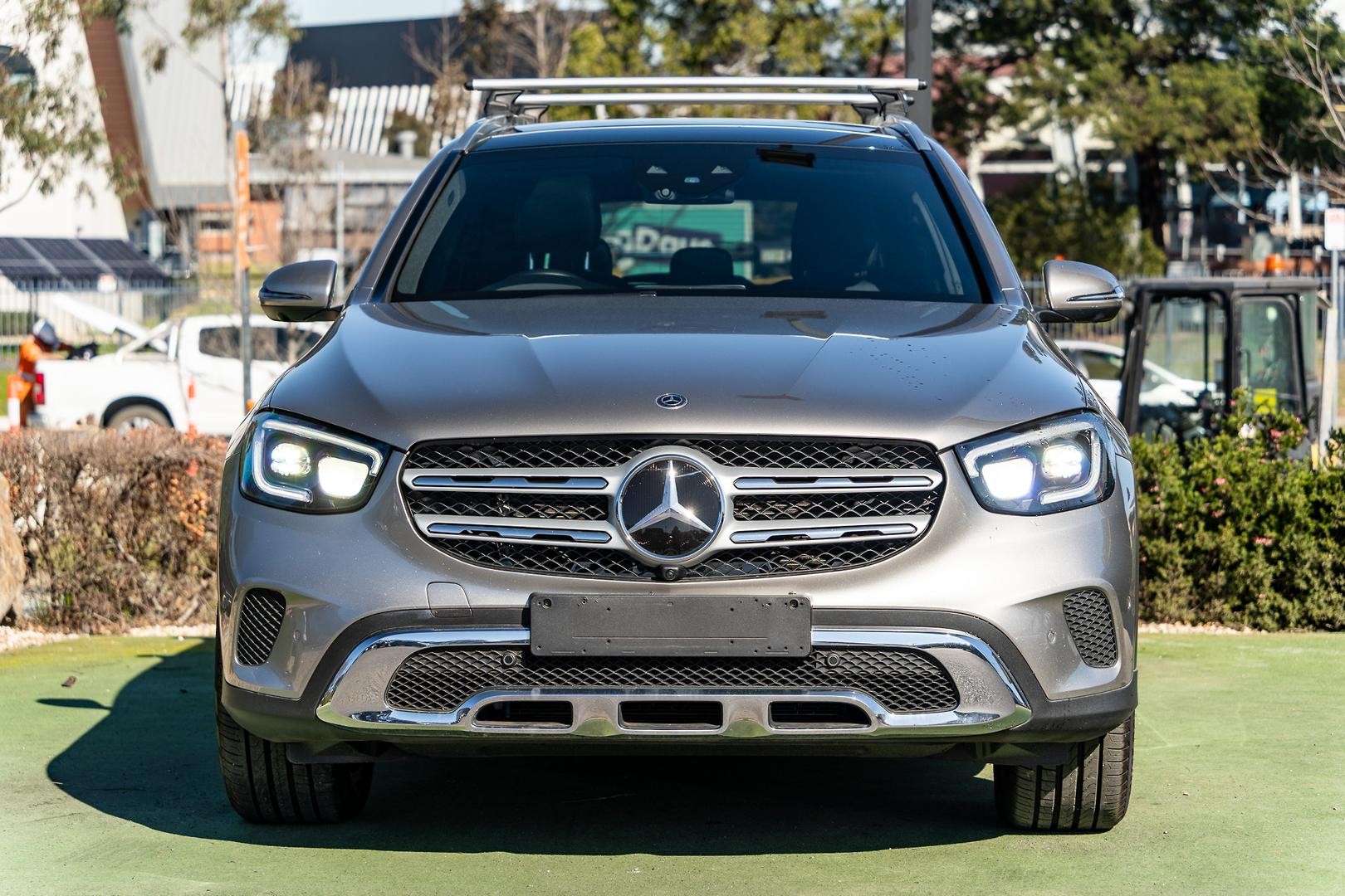 Mercedes Benz Glc-class image 2