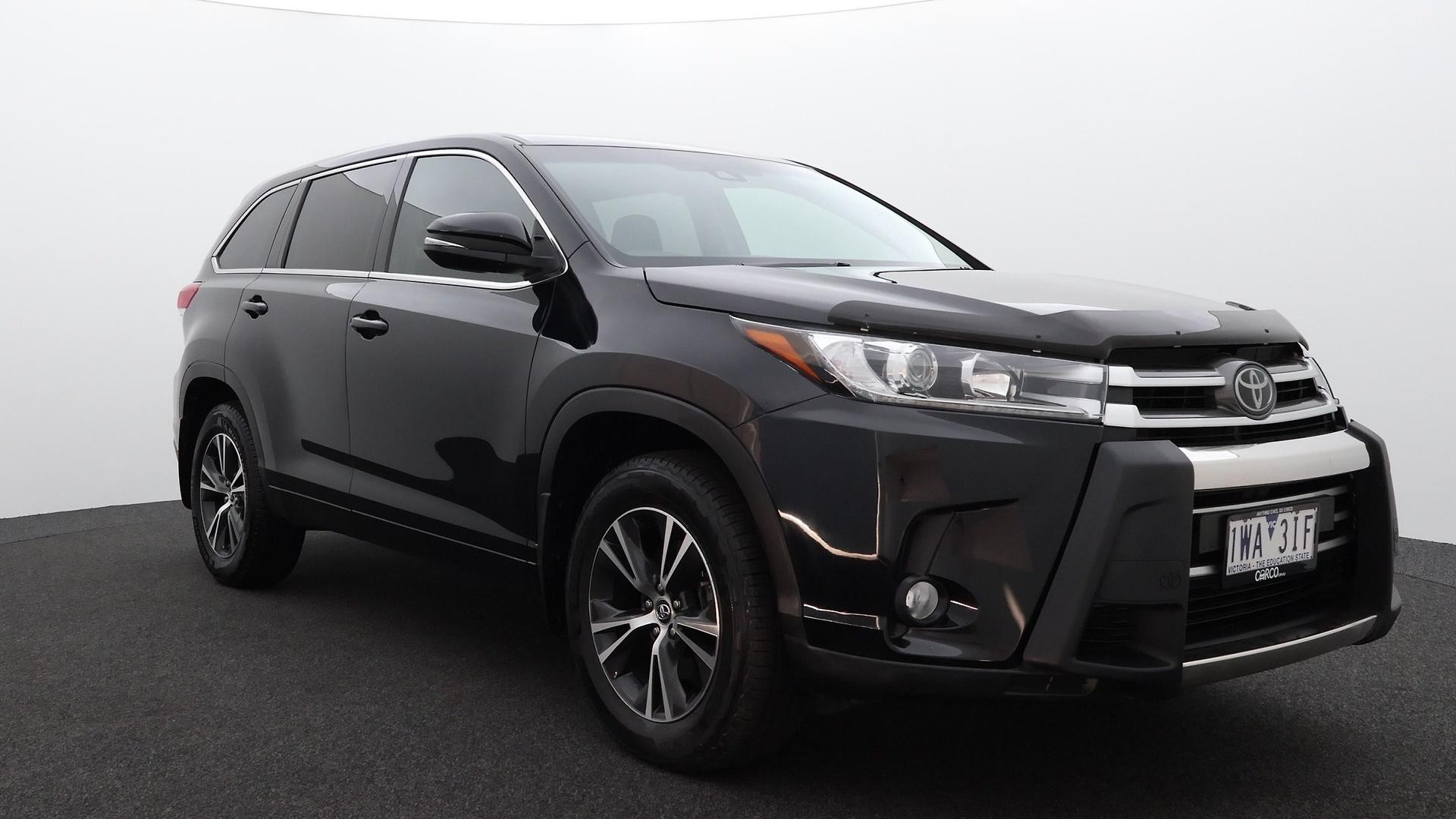 Toyota Kluger image 3