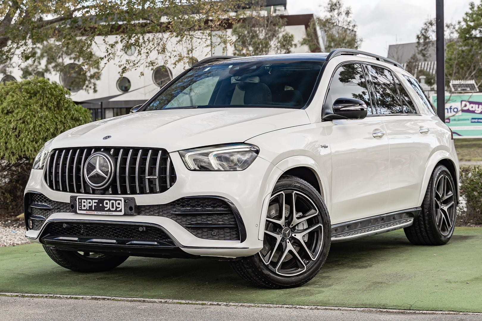 Mercedes Benz Gle-class image 1