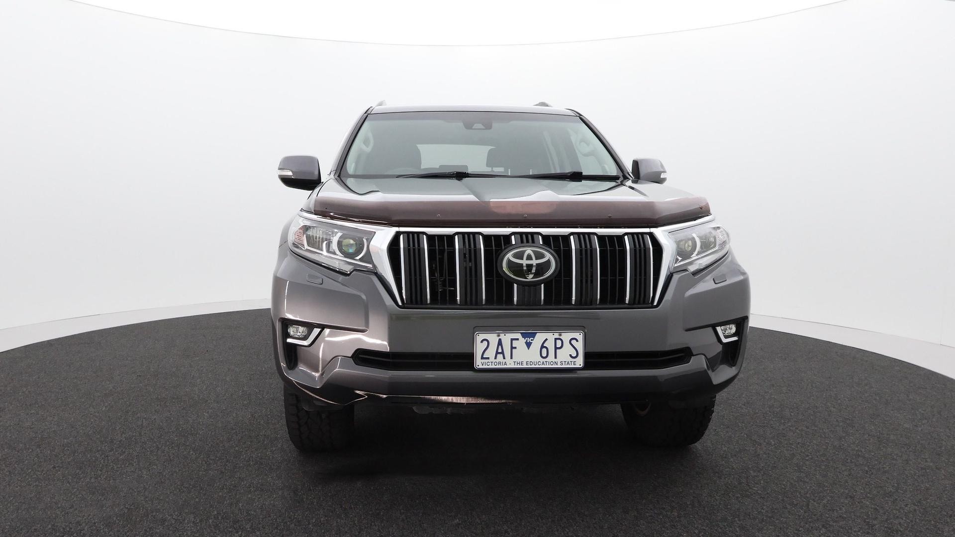 Toyota Landcruiser Prado image 2
