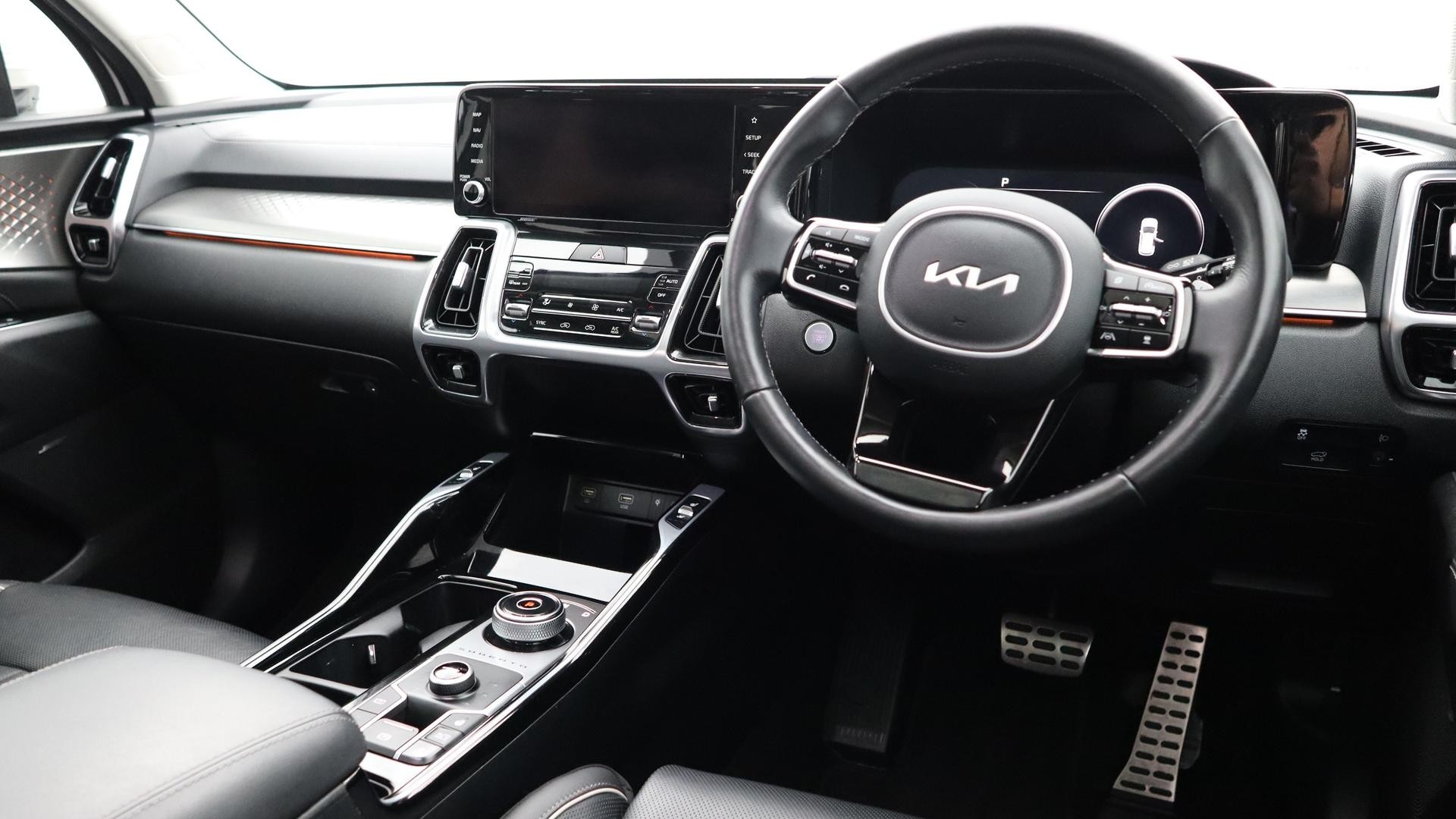 Kia Sorento image 4