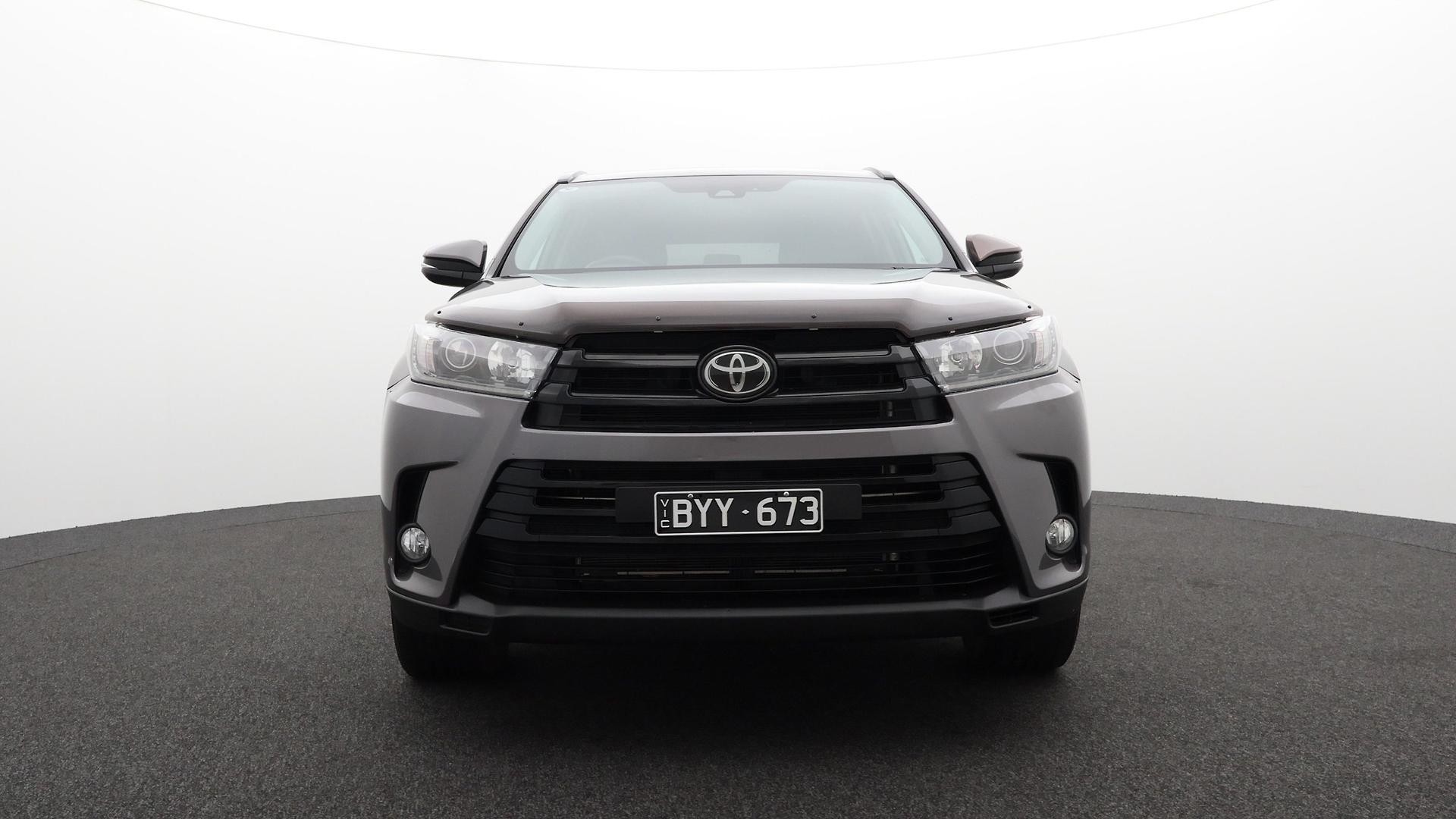 Toyota Kluger image 2