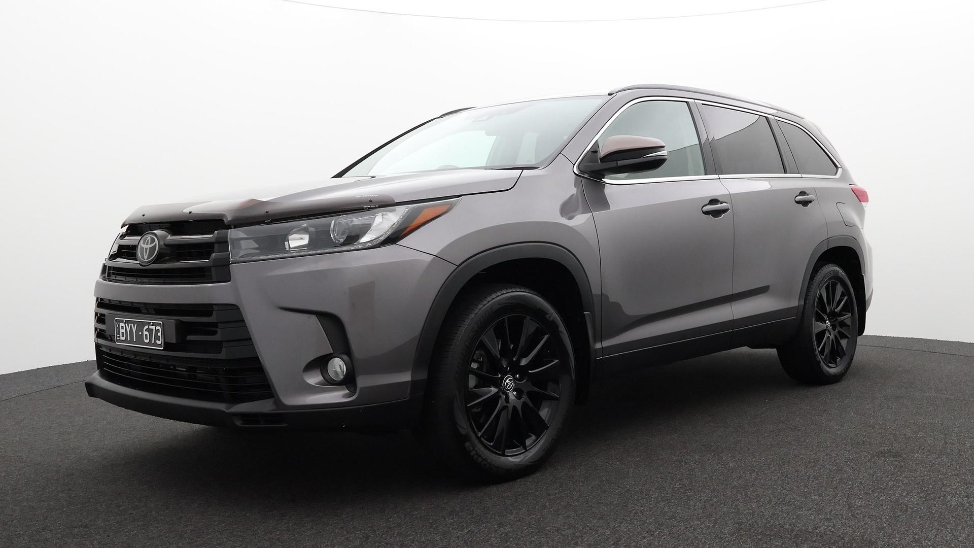 Toyota Kluger image 1