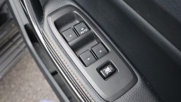 https://dvg-vehicle-assets.s3.amazonaws.com/U17512/39zga0ohahp06asedin7ifpuz.jpg