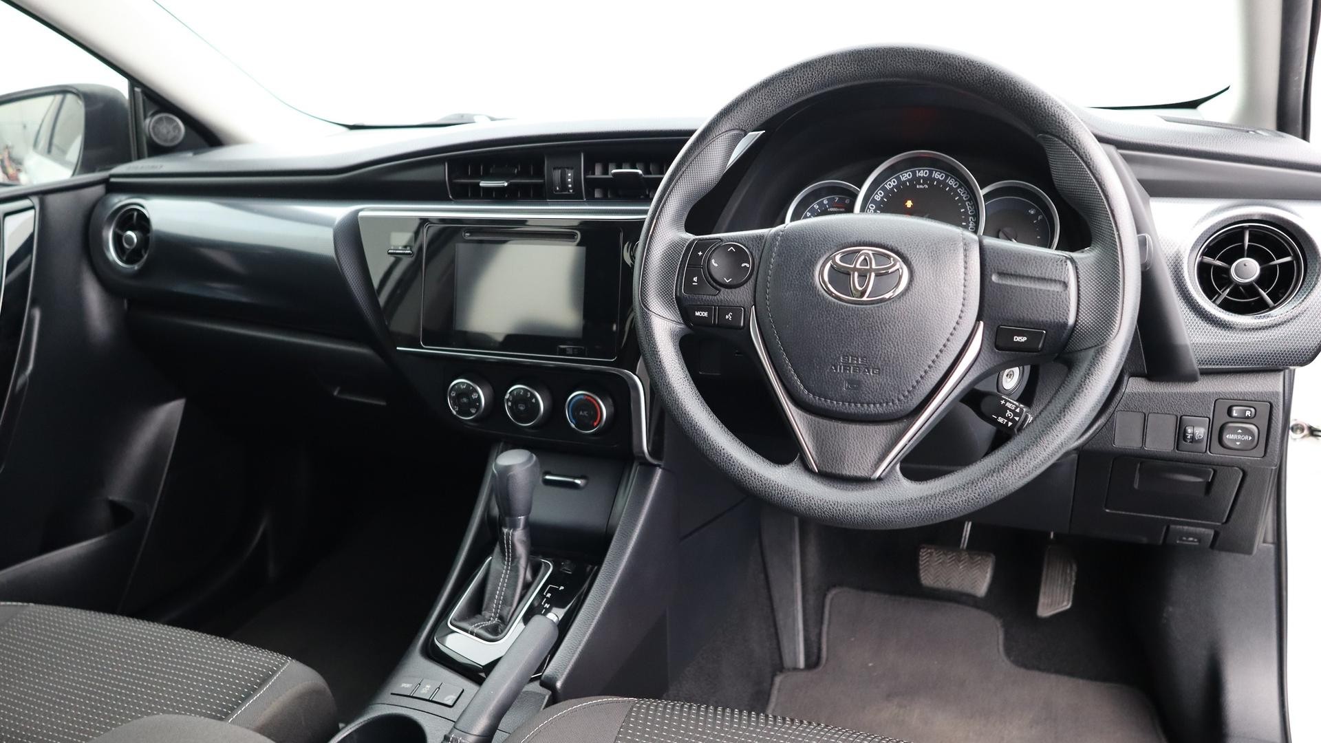 Toyota Corolla image 4