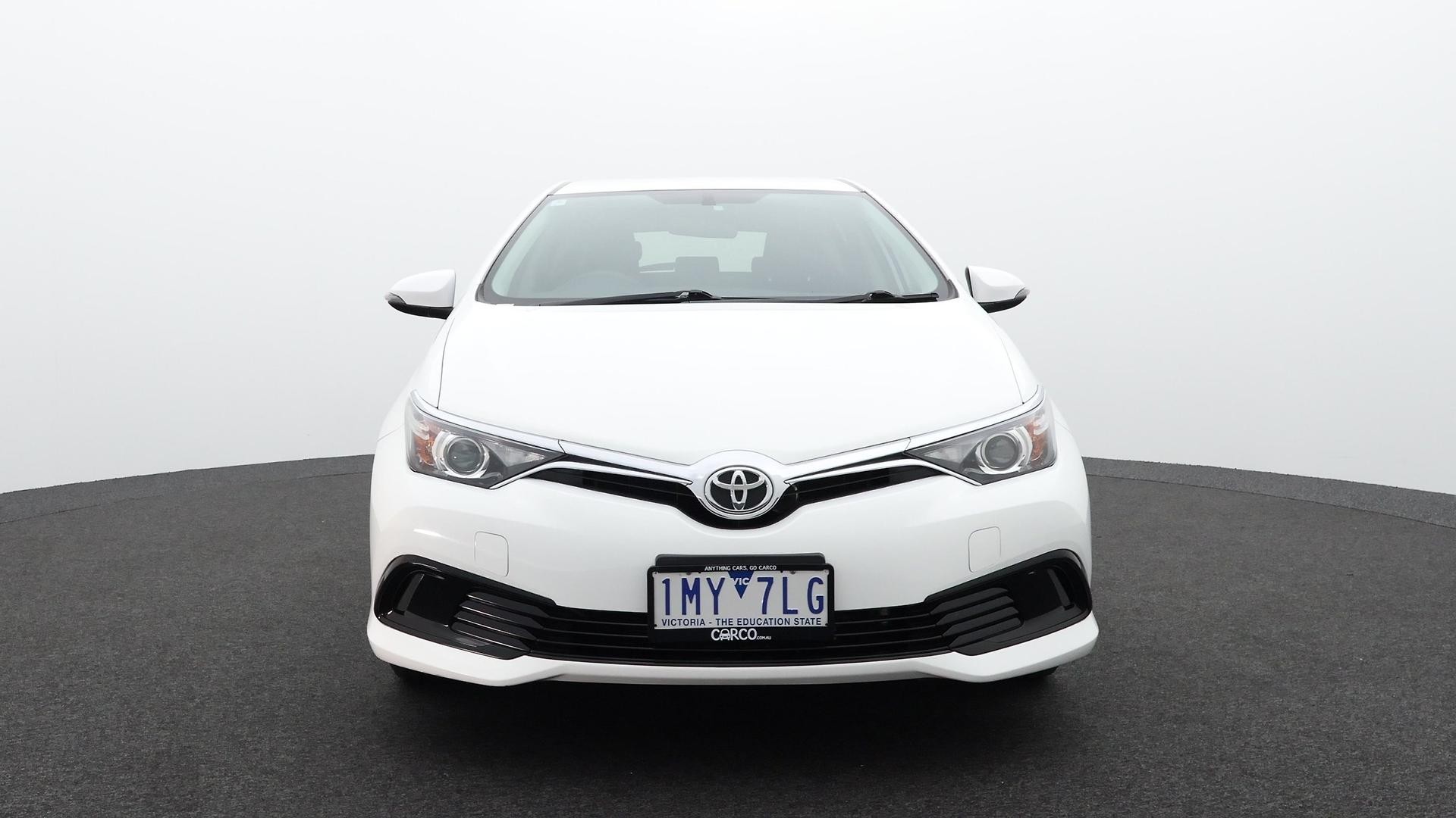 Toyota Corolla image 2