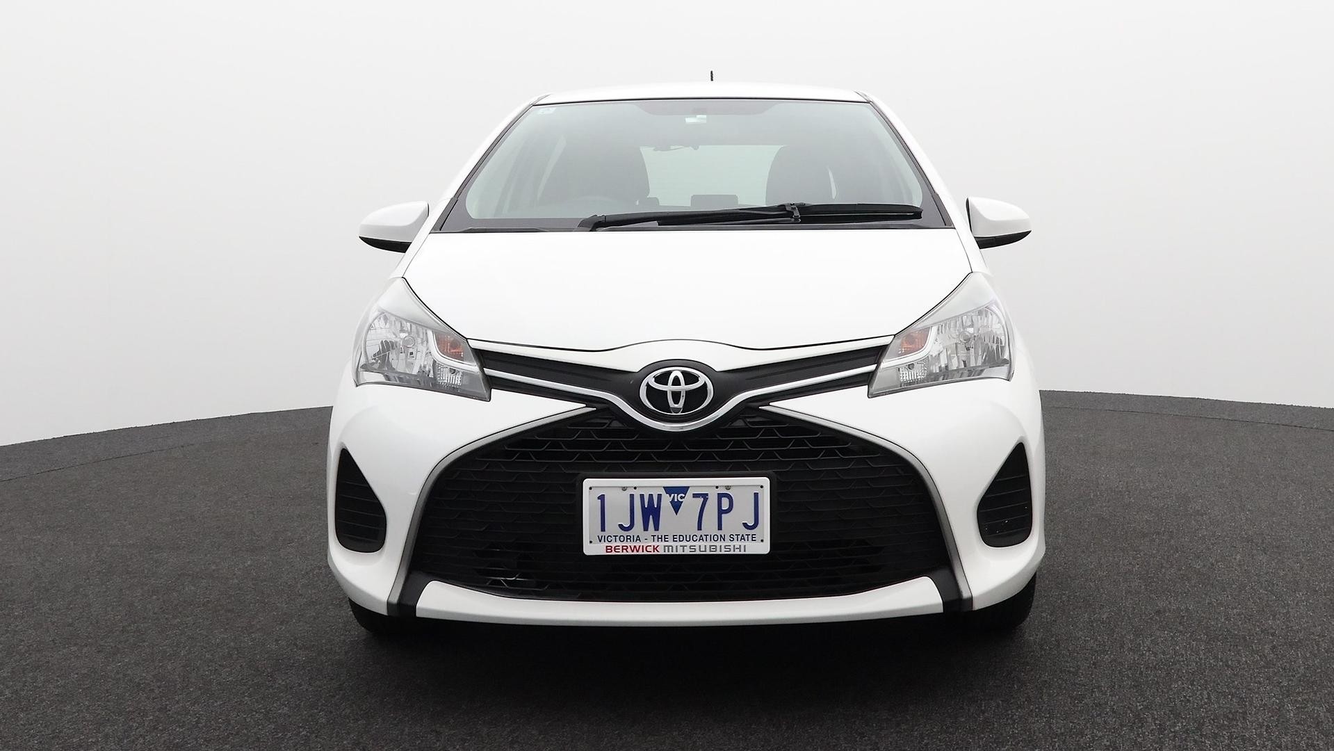 Toyota Yaris image 2