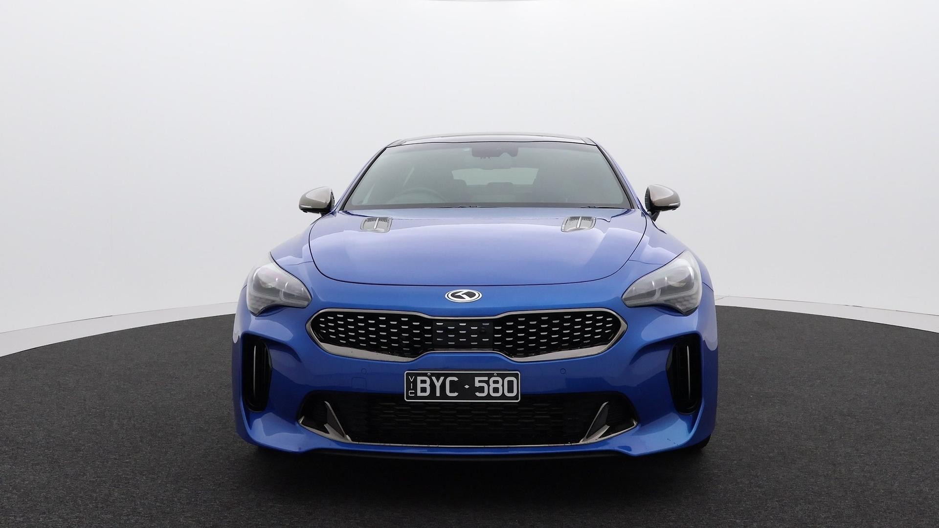 Kia Stinger image 2