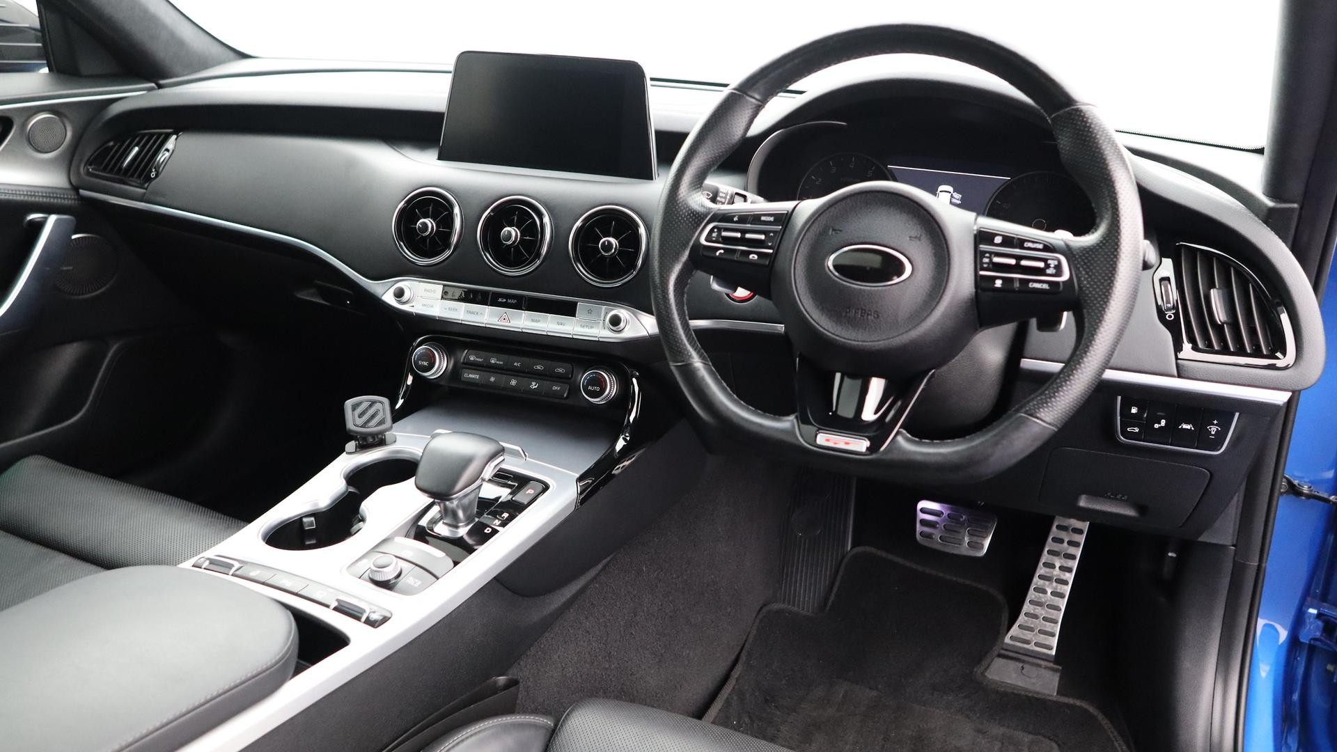 Kia Stinger image 4
